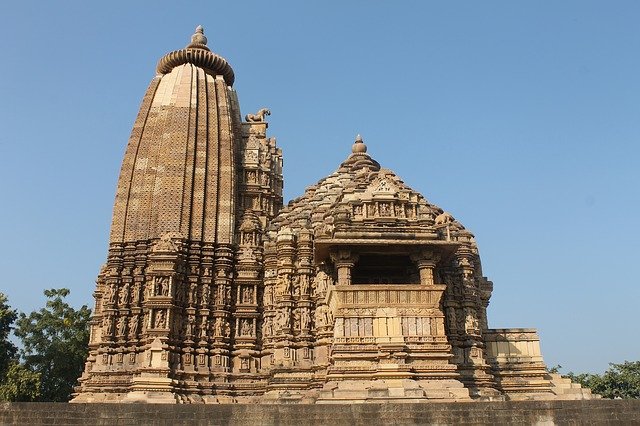 mahadev temple Khajuraho