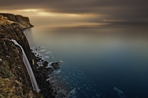 waterfalls-in-isle-of-sky